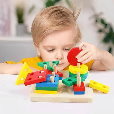 jeux construction garçonnet blond