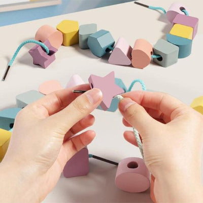 jeux de construction puzzle bois demonstration maman